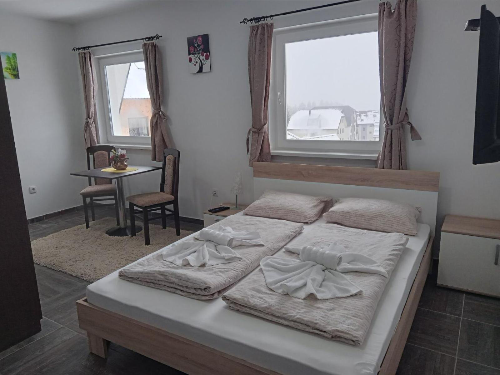 Vila Mozart - Apartments & Studios 科帕奥尼克 外观 照片