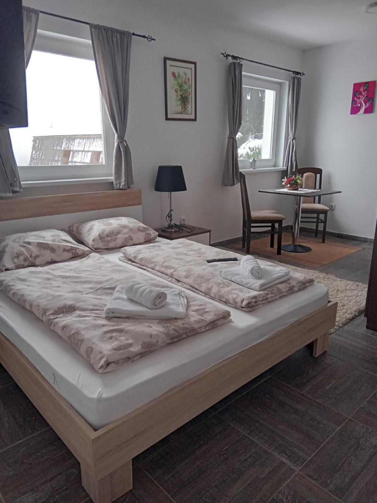 Vila Mozart - Apartments & Studios 科帕奥尼克 外观 照片