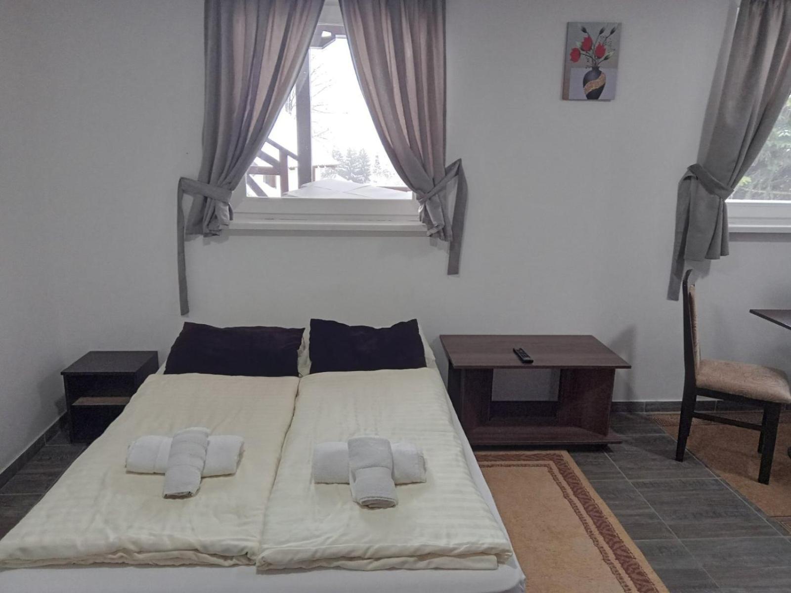 Vila Mozart - Apartments & Studios 科帕奥尼克 外观 照片